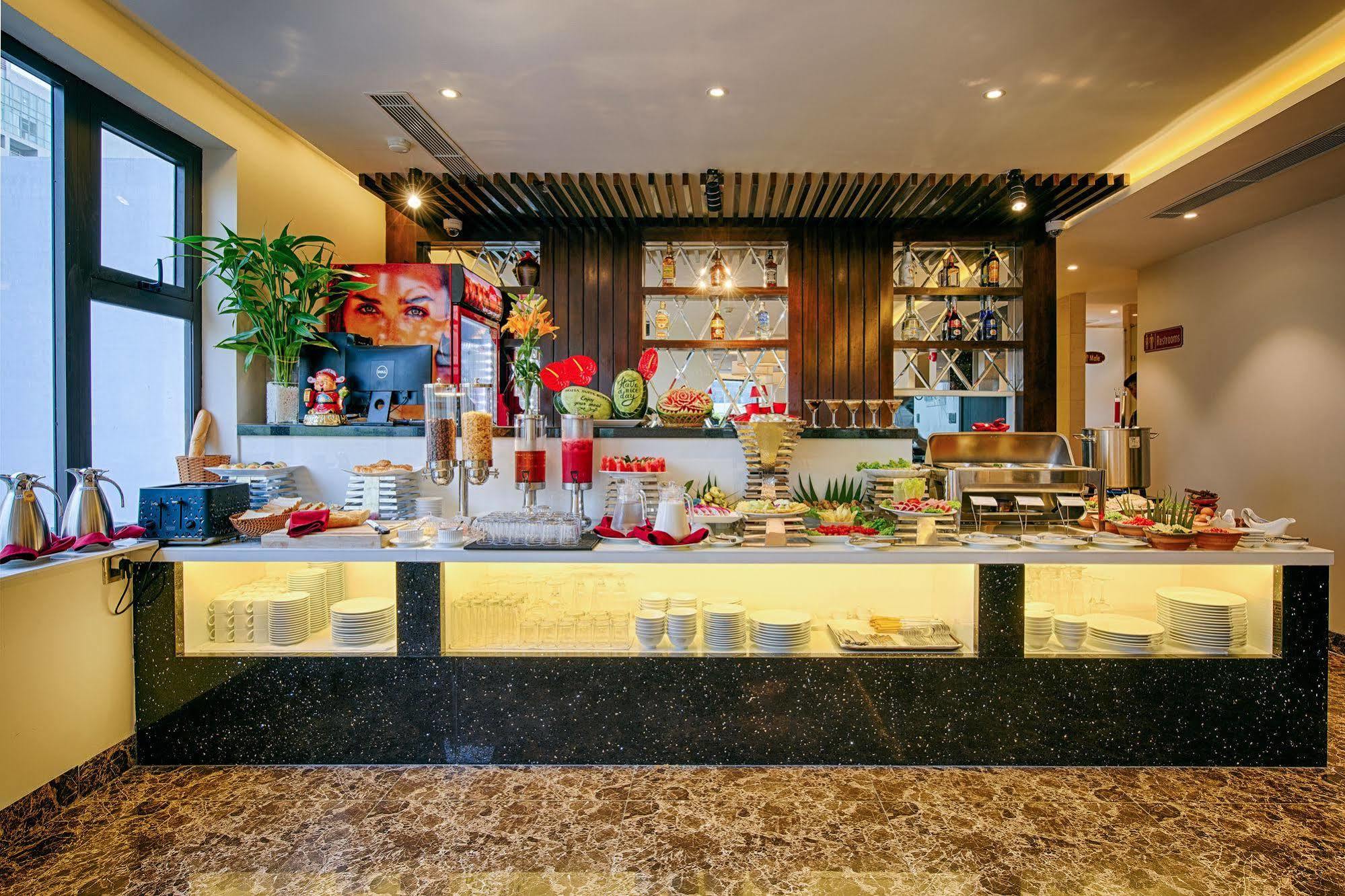 โซเฟีย สวีท โฮเต็ล ดานัง Hotel ภายนอก รูปภาพ