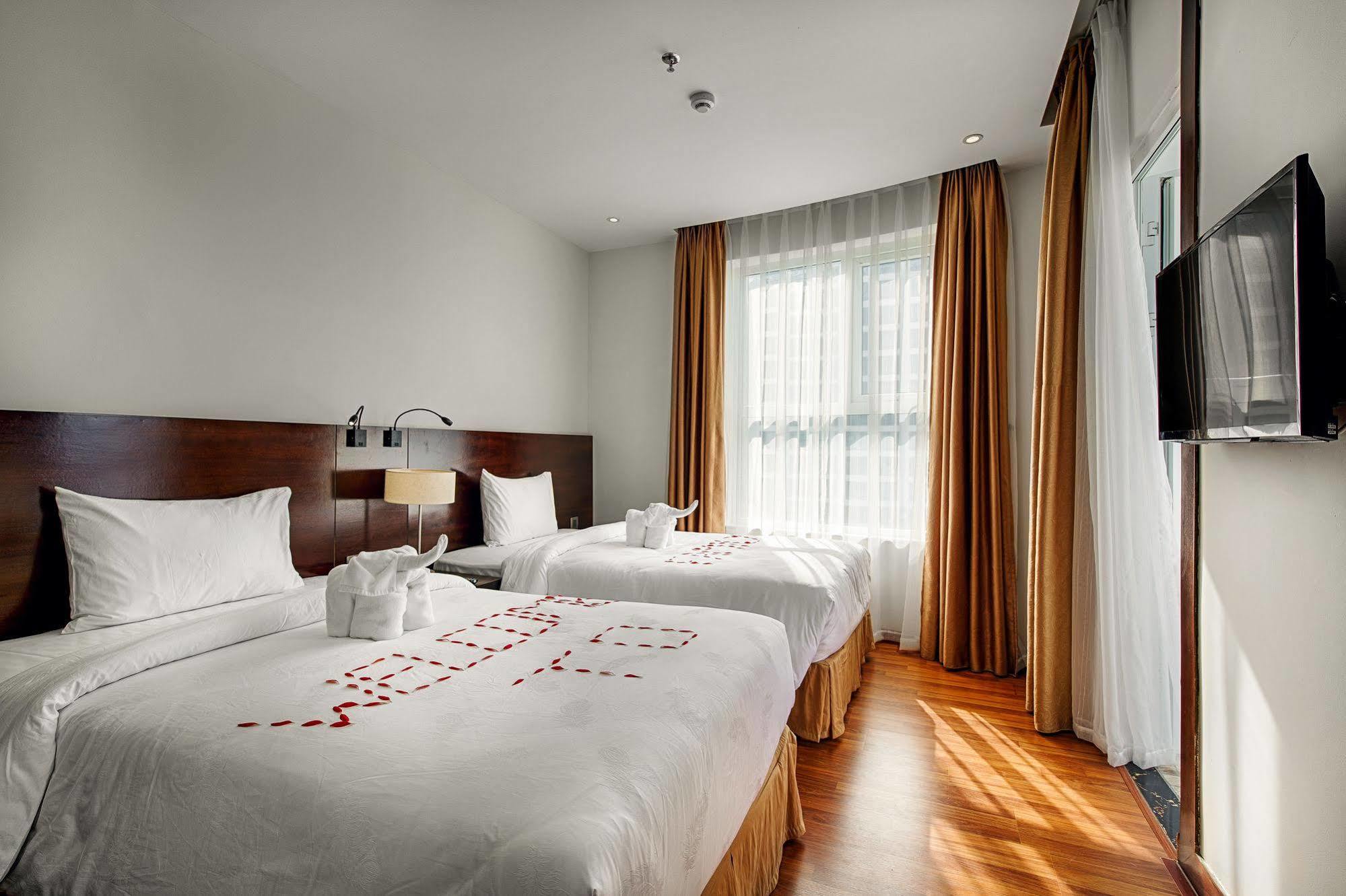 โซเฟีย สวีท โฮเต็ล ดานัง Hotel ภายนอก รูปภาพ